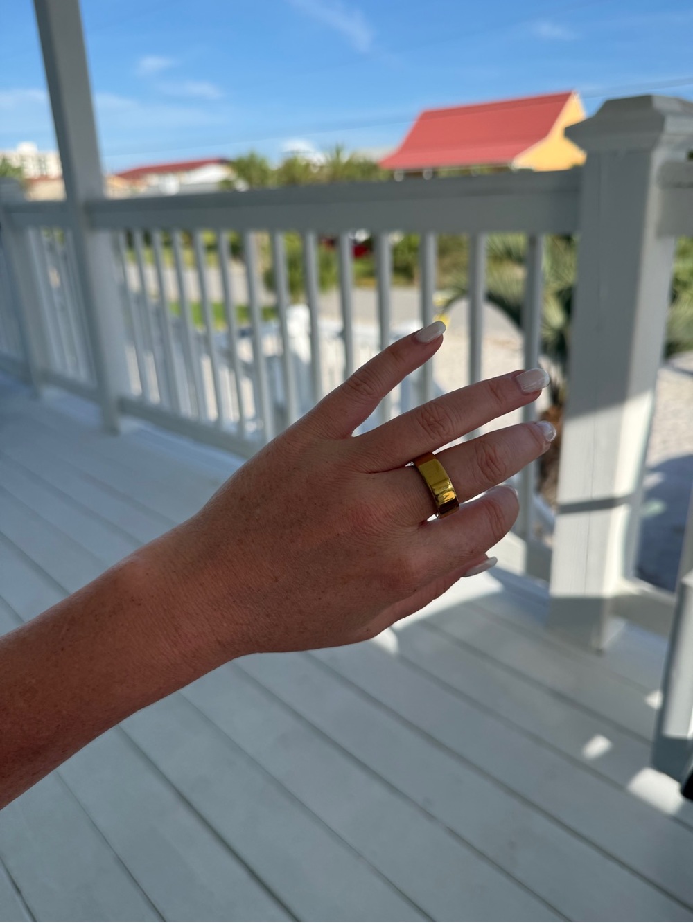 Oura ring, gen 4 -
Polished Gold Band Ring for Women 
Size 8